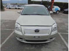 TOYOTA AVENSIS BERLINA (T25)