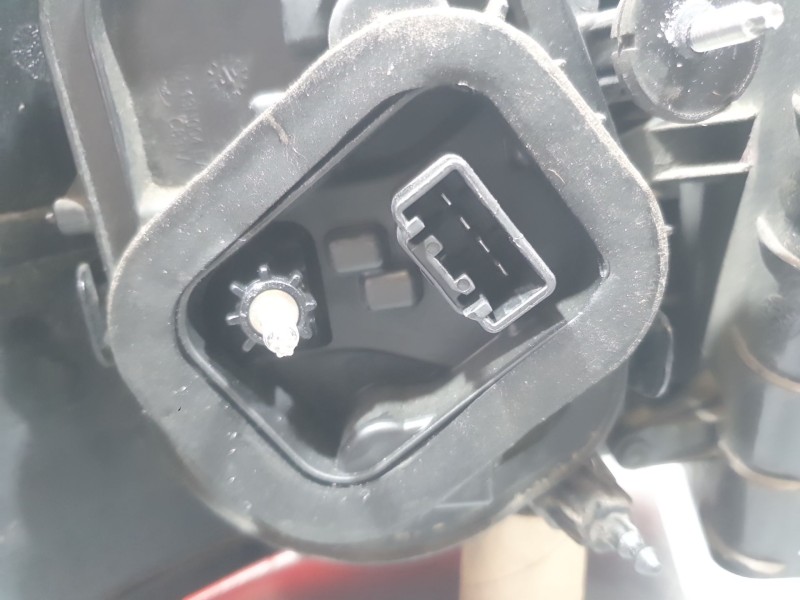 Recambio de piloto trasero derecho exterior para ford c-max ii (dxa/cb7, dxa/ceu) 1.0 ecoboost referencia OEM IAM AM5113404BF 89