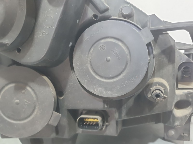 Recambio de faro izquierdo para citroën berlingo multispace (b9) 1.6 bluehdi 100 referencia OEM IAM 9806306180 90043834 VALEO