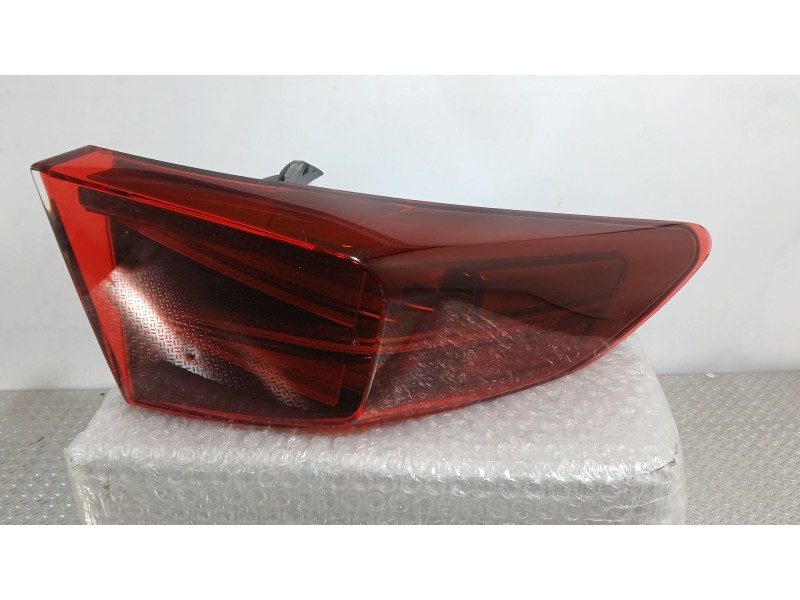 Recambio de piloto trasero derecho exterior para cupra formentor (kmp) 1.5 tsi e-hybrid referencia OEM IAM 5FF945208A VALEO LC53