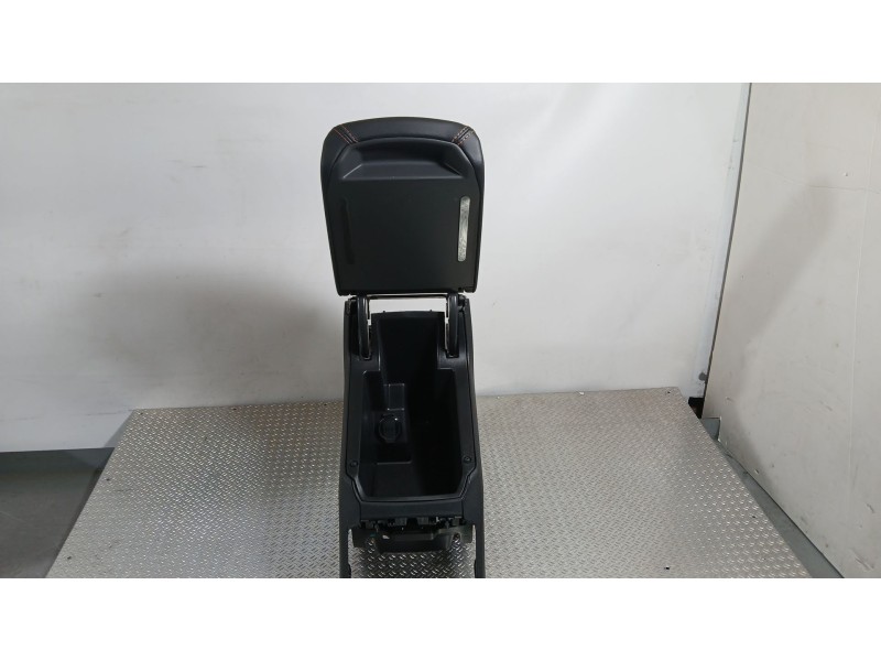 Recambio de apoyabrazos central para cupra formentor (kmp) 1.5 tsi e-hybrid referencia OEM IAM 5FF864207B  260158945