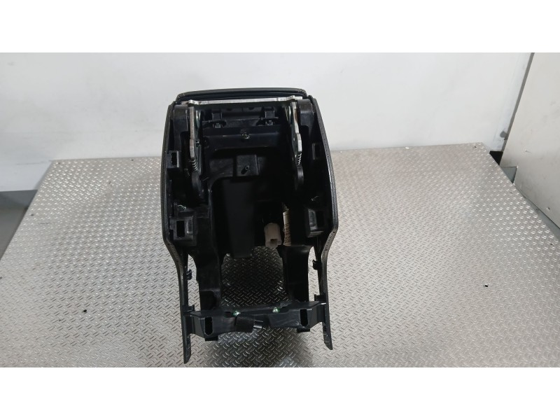 Recambio de apoyabrazos central para cupra formentor (kmp) 1.5 tsi e-hybrid referencia OEM IAM 5FF864207B  260158945