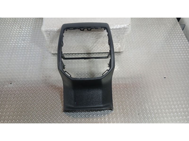 Recambio de embellecedor consola central para cupra formentor (kmp) 1.5 tsi e-hybrid referencia OEM IAM 5FA864298C EMBELLECEDOR 