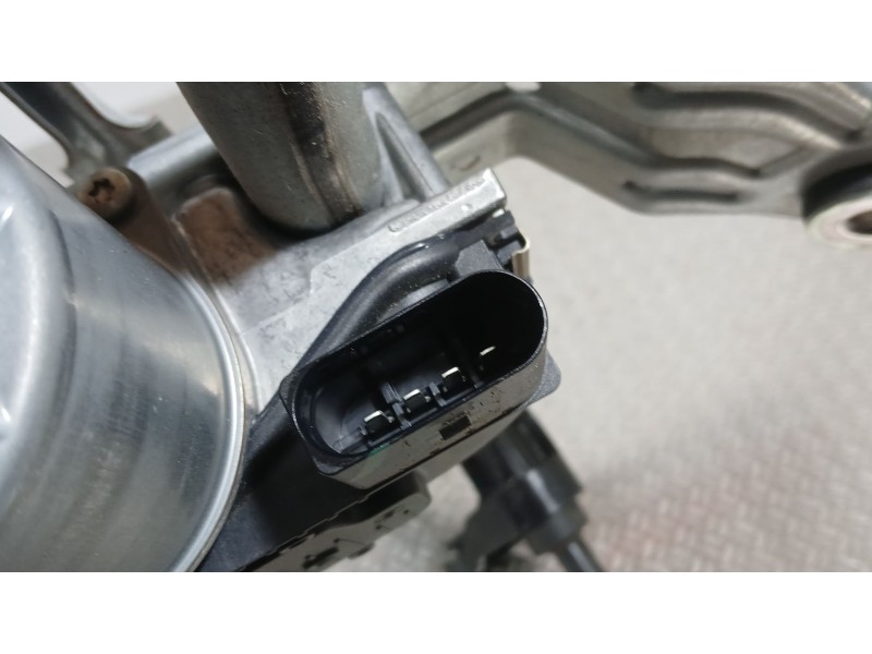 Recambio de motor limpia delantero para seat leon (kl1, klg) 2.0 tdi referencia OEM IAM 5FB955023B BOSCH 339702201J