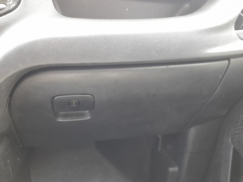 Recambio de guantera para fiat doblo cargo (263_) 1.6 d multijet referencia OEM IAM 735498645 735498647 