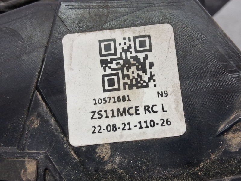 Recambio de piloto trasero izquierdo exterior para mg zs suv (azs1) 1.5 vti referencia OEM IAM 10571681  