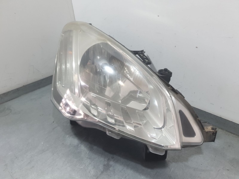 Recambio de faro derecho para citroën berlingo multispace (b9) 1.6 bluehdi 100 referencia OEM IAM 9806306580 90043838 VALEO