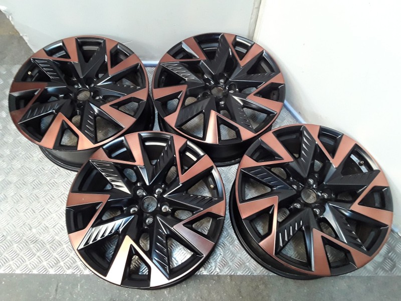 Recambio de juego llantas aluminio para cupra formentor (kmp) 1.5 tsi e-hybrid referencia OEM IAM 8X19 5 TORN ET40  ALUMINIO