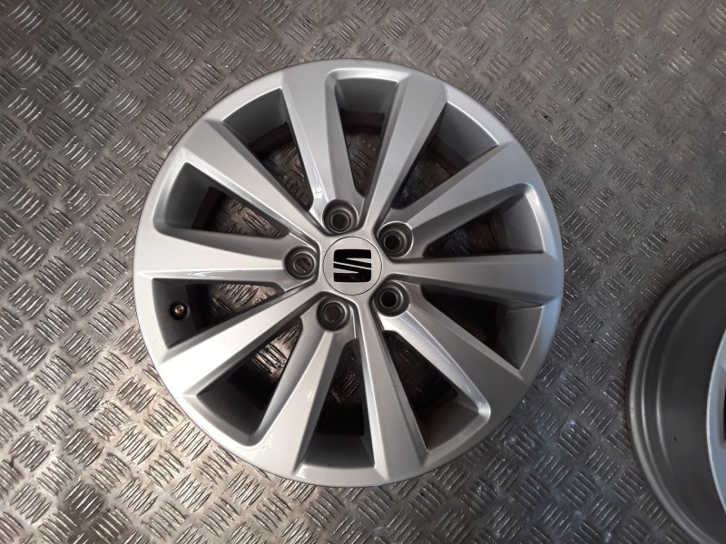Recambio de juego llantas aluminio para seat ibiza v (kj1, kjg) 1.0 mpi referencia OEM IAM 5.5X15 5 TORN ET40  ALUMINIO