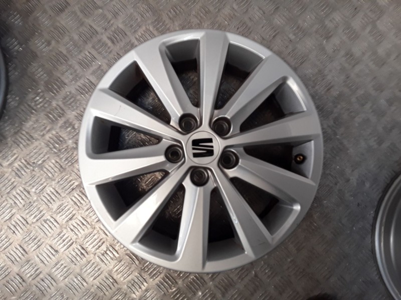 Recambio de juego llantas aluminio para seat ibiza v (kj1, kjg) 1.0 mpi referencia OEM IAM 5.5X15 5 TORN ET40  ALUMINIO