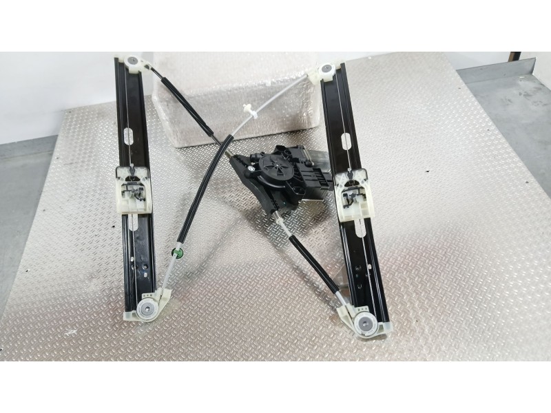 Recambio de elevalunas delantero derecho para seat ibiza v (kj1, kjg) 1.0 mpi referencia OEM IAM 6F0837462E 6 PINS 