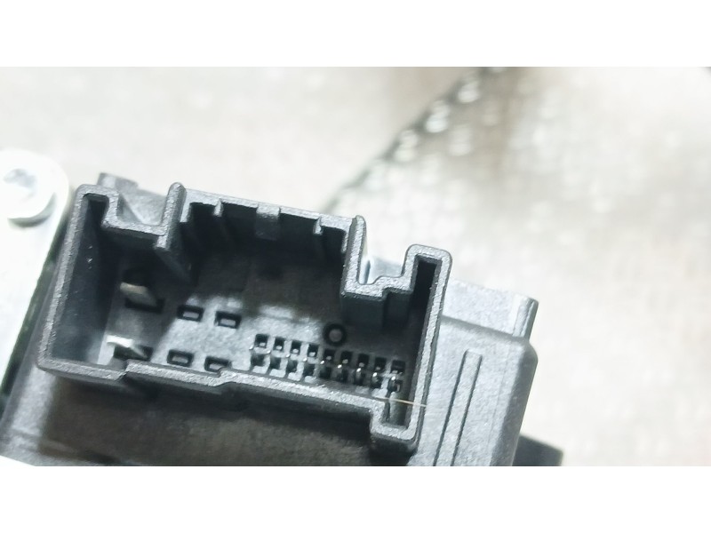 Recambio de elevalunas delantero izquierdo para seat ibiza v (kj1, kjg) 1.0 mpi referencia OEM IAM 6F0837461E 6 PINS 