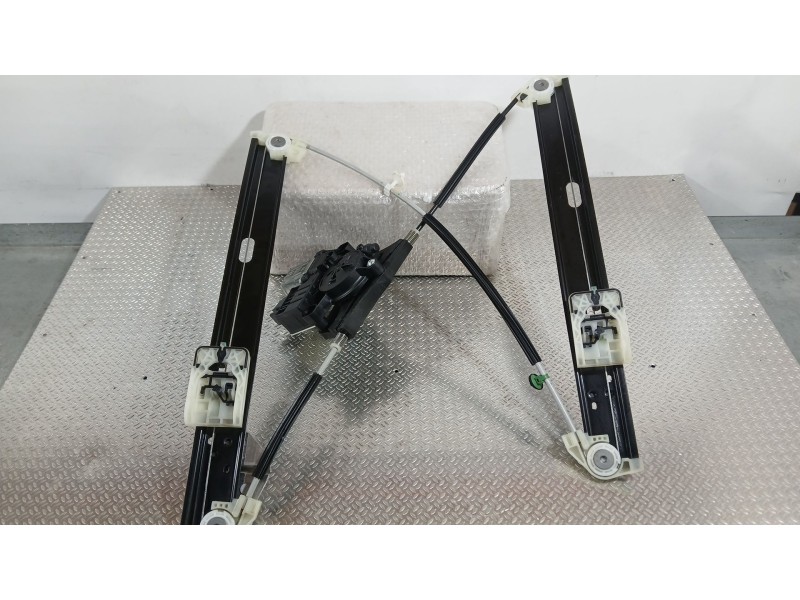 Recambio de elevalunas delantero izquierdo para seat ibiza v (kj1, kjg) 1.0 mpi referencia OEM IAM 6F0837461E 6 PINS 
