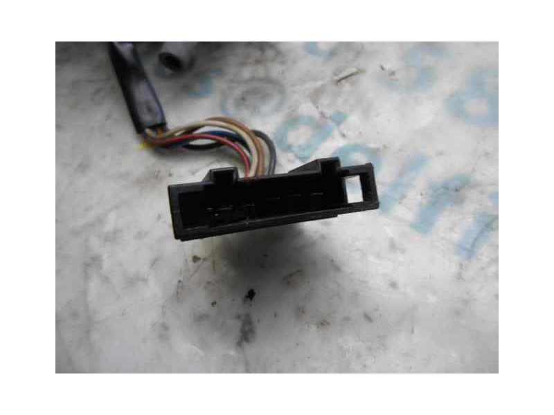 Recambio de retrovisor izquierdo para volkswagen vento (1h2) gl referencia OEM IAM   ELECTRICO 5 PINS