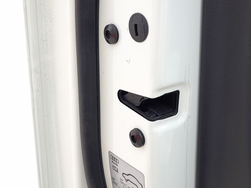 Recambio de cerradura puerta delantera izquierda para audi q3 (8ub, 8ug) 2.0 tdi referencia OEM IAM 8J1837015B  