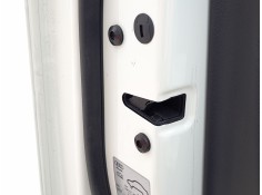 CERRADURA PUERTA DELANTERA IZQUIERDA 8J1837015B 