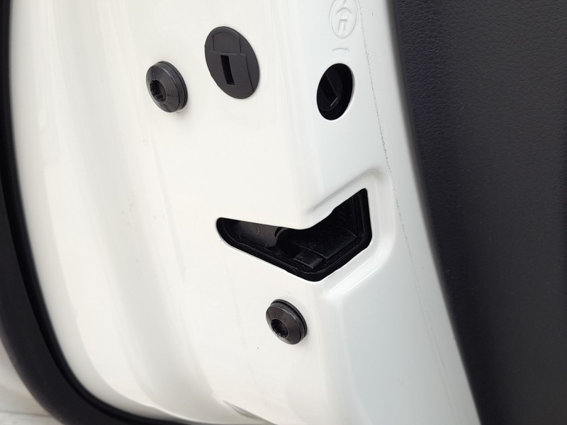 Recambio de cerradura puerta trasera izquierda para audi q3 (8ub, 8ug) 2.0 tdi referencia OEM IAM 8K0839015A  