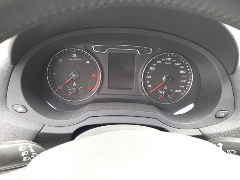 Recambio de cuadro instrumentos para audi q3 (8ub, 8ug) 2.0 tdi referencia OEM IAM 8U0920940C  