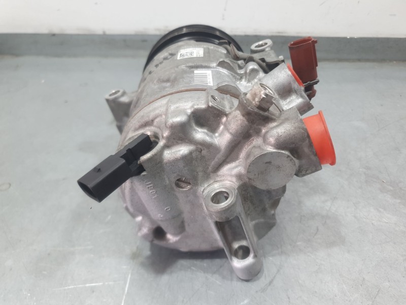 Recambio de compresor aire acondicionado para audi a5 sportback (8ta) 2.0 tdi referencia OEM IAM 8T0260805S 4472808821 DENSO