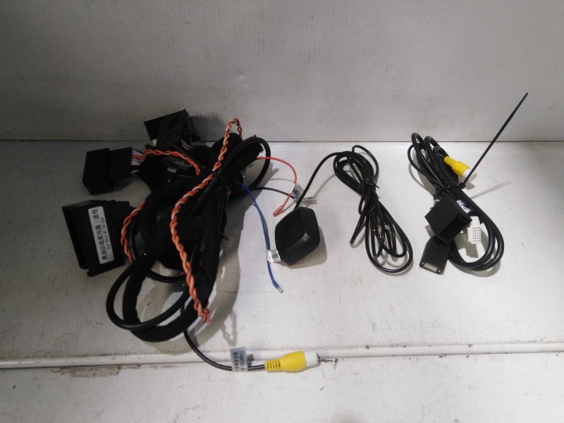 Recambio de sistema navegacion gps para audi a5 sportback (8ta) 2.0 tdi referencia OEM IAM ANDROID NO ORIGINAL 
