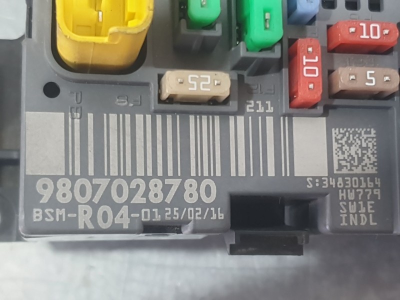 Recambio de caja reles / fusibles para citroën berlingo multispace (b9) 1.6 bluehdi 100 referencia OEM IAM 9807028780  