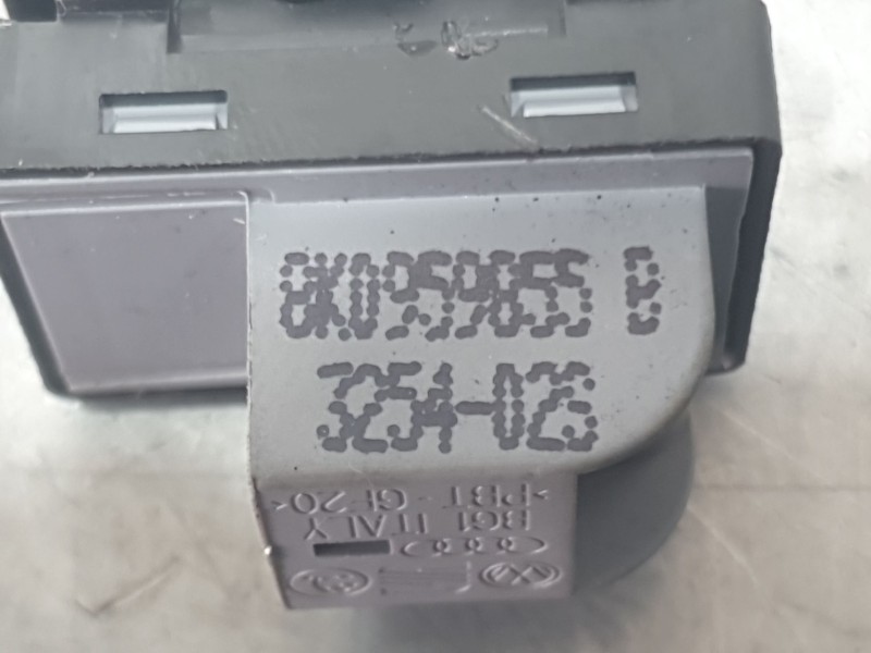 Recambio de mando elevalunas delantero derecho para audi a5 sportback (8ta) 2.0 tdi referencia OEM IAM 8K0959855B  