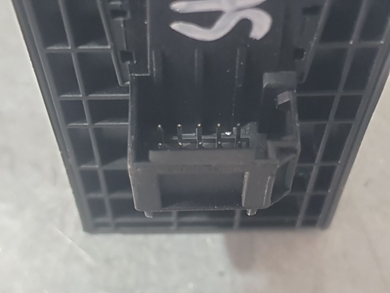 Recambio de mando elevalunas delantero izquierdo para audi a5 sportback (8ta) 2.0 tdi referencia OEM IAM 8K0959851F C/MANDO RETR