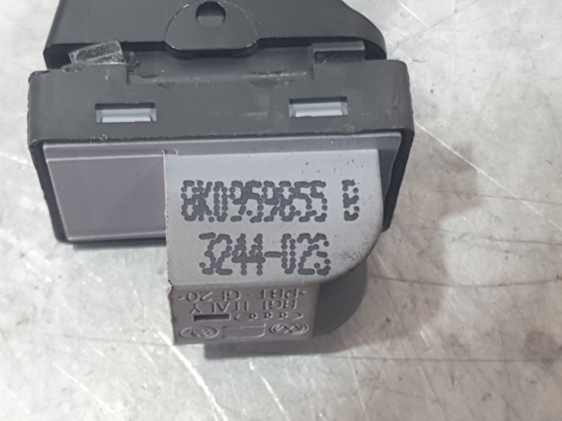 Recambio de mando elevalunas trasero derecho para audi a5 sportback (8ta) 2.0 tdi referencia OEM IAM 8K0959855B 8K0959855AV10 