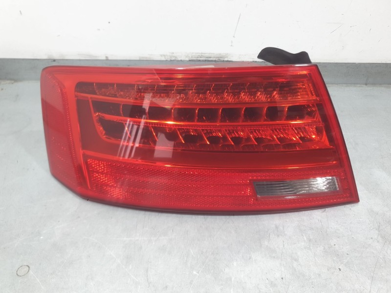 Recambio de piloto trasero izquierdo exterior para audi a5 sportback (8ta) 2.0 tdi referencia OEM IAM 8T8945095F  