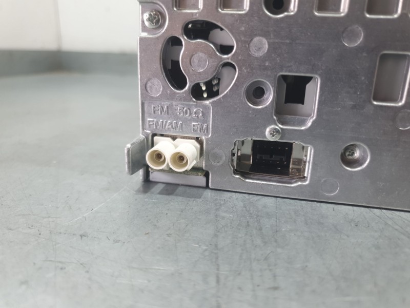 Recambio de sistema audio / radio cd para audi a5 sportback (8ta) 2.0 tdi referencia OEM IAM 8R1035186N CQJA12F4AE PANASONIC