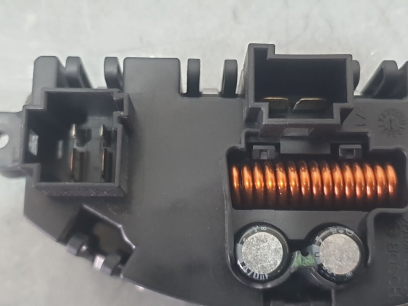 Recambio de resistencia calefaccion para audi a5 sportback (8ta) 2.0 tdi referencia OEM IAM 8T0820521F X5490006 BEHR