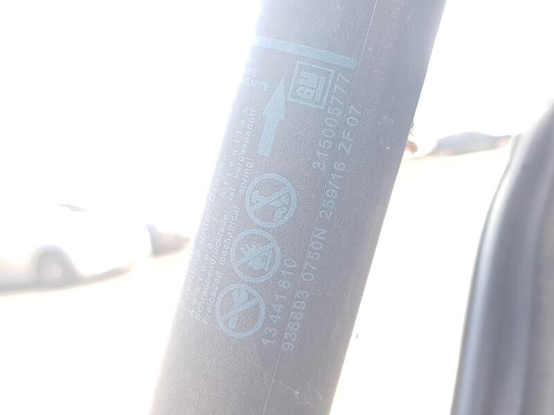 Recambio de amortiguadores maletero / porton para opel insignia a sports tourer (g09) 1.6 cdti (35) referencia OEM IAM 13441810 