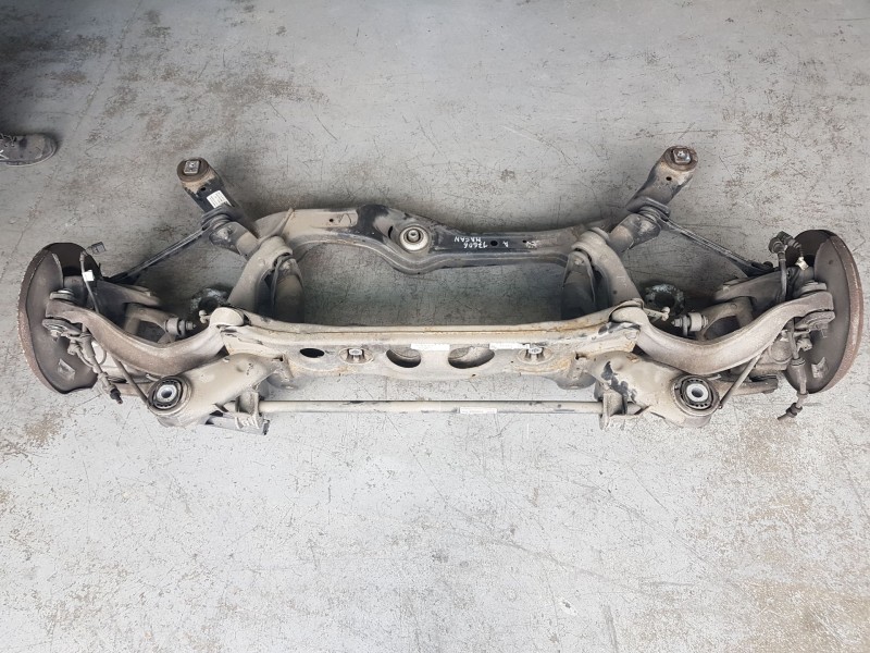 Recambio de puente trasero para porsche macan (95b) 3.0 s diesel referencia OEM IAM 95B505235D SILENTBLOCK PARA CAMBIAR DISCO 5 