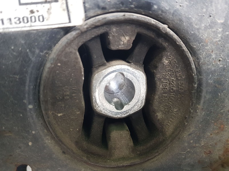 Recambio de puente trasero para porsche macan (95b) 3.0 s diesel referencia OEM IAM 95B505235D SILENTBLOCK PARA CAMBIAR DISCO 5 
