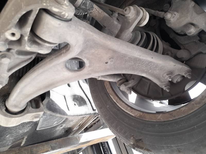 Recambio de brazo suspension inferior delantero izquierdo para audi q3 (8ub, 8ug) 2.0 tdi referencia OEM IAM 3C0407151H  