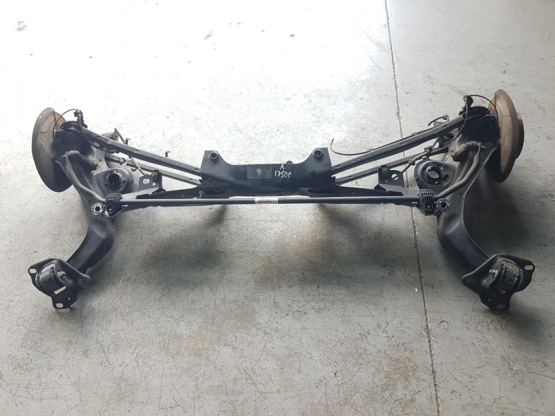 Recambio de puente trasero para bmw 1 (f40) 116 d referencia OEM IAM 33316851560 DISCO C/ABS 5 TORNILLOS 