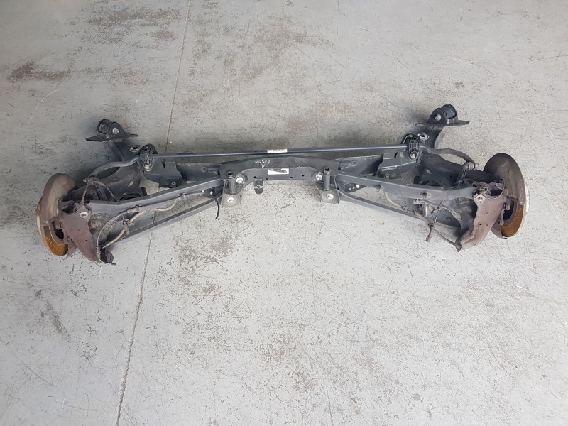 Recambio de puente trasero para bmw 1 (f40) 116 d referencia OEM IAM 33316851560 DISCO C/ABS 5 TORNILLOS 