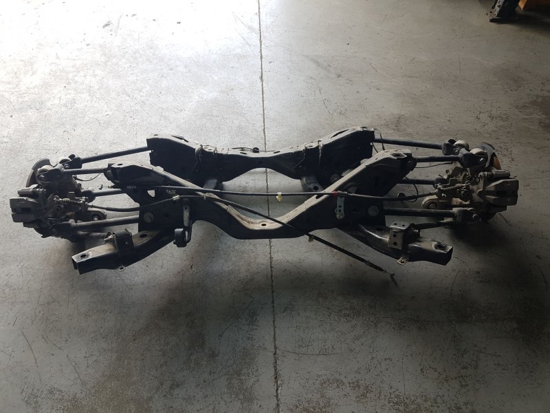Recambio de puente trasero para mazda mx-5 iv (nd__) 1.5 (nd6e) referencia OEM IAM N24328800C DISCO C/ABS Y 4 TORNILLOS 
