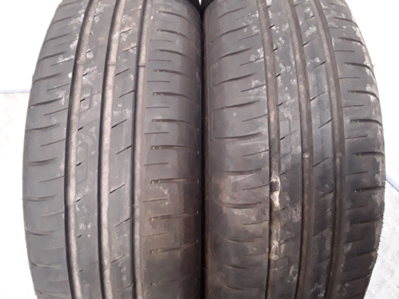 Recambio de neumatico pareja para neumaticos reutilizados - referencia OEM IAM 185651588H GOODYEAR 185/65/15/88H