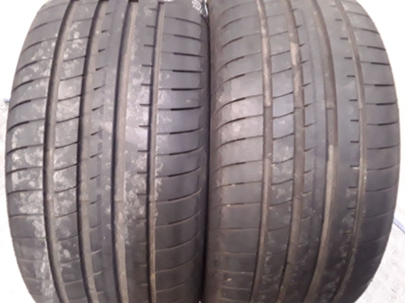 Recambio de neumatico pareja para neumaticos reutilizados - referencia OEM IAM 245401994W GOODYEAR 245/40/19/94W