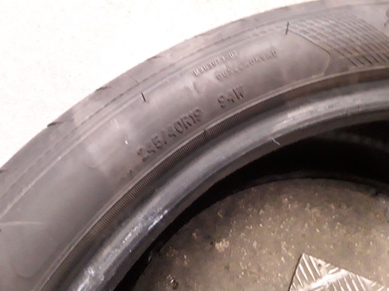 Recambio de neumatico pareja para neumaticos reutilizados - referencia OEM IAM 245401994W GOODYEAR 245/40/19/94W