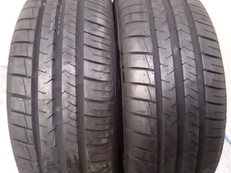 Recambio de neumatico pareja para neumaticos nuevos - referencia OEM IAM 195651595T MAXXIS 195/65/15/95T