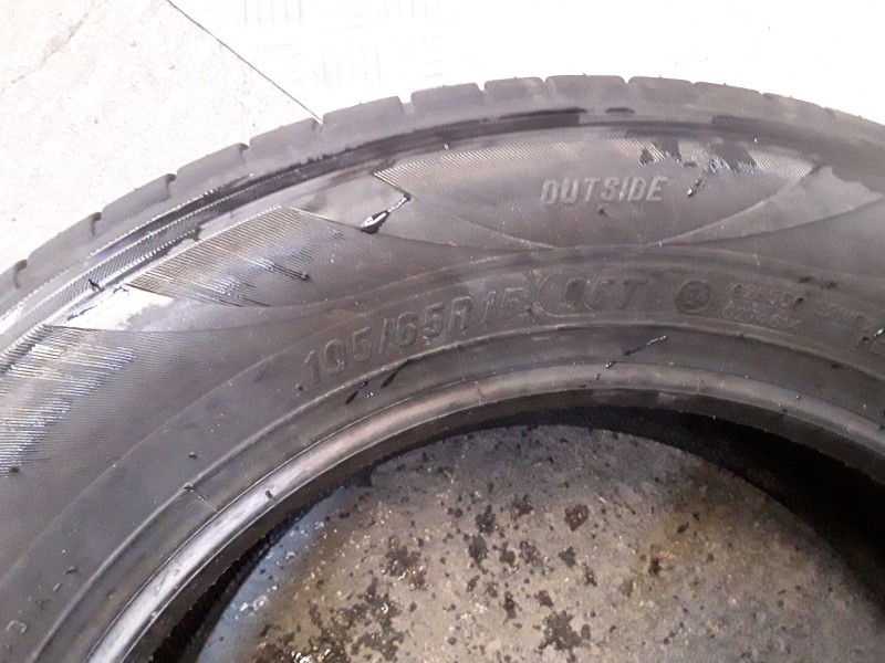 Recambio de neumatico pareja para neumaticos nuevos - referencia OEM IAM 195651595T MAXXIS 195/65/15/95T