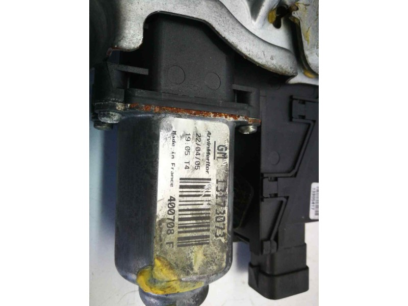 Recambio de elevalunas delantero izquierdo para opel corsa c 1.3 16v cdti cat (z 13 dt / ln9) referencia OEM IAM 13173073  6 PIN