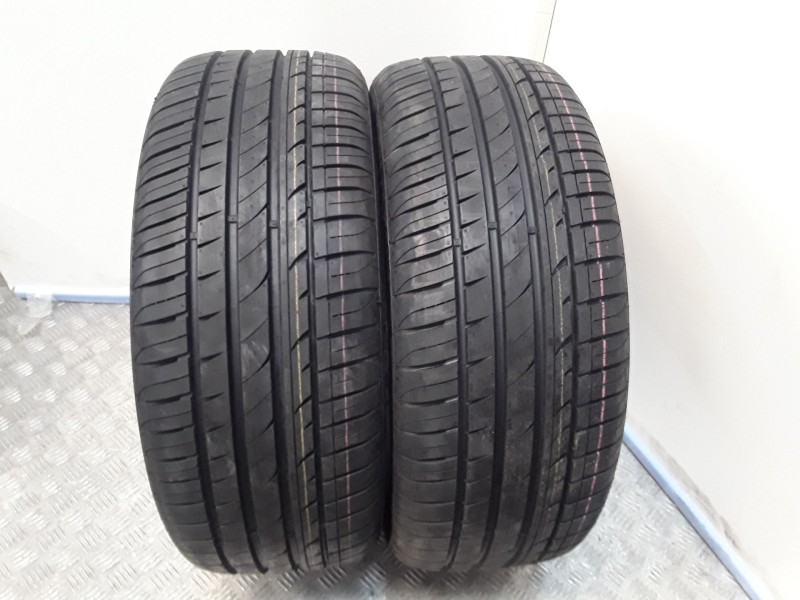 Recambio de neumatico pareja para neumaticos nuevos - referencia OEM IAM 2255517101V HANKOOK 225/55/17/101V
