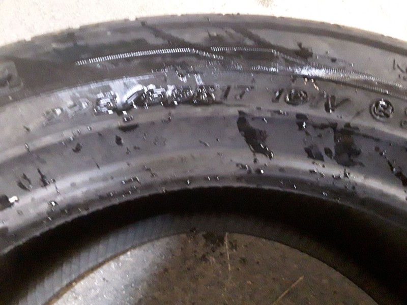 Recambio de neumatico pareja para neumaticos nuevos - referencia OEM IAM 2255517101V HANKOOK 225/55/17/101V