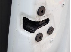 CERRADURA PUERTA DELANTERA DERECHA 805024590R 