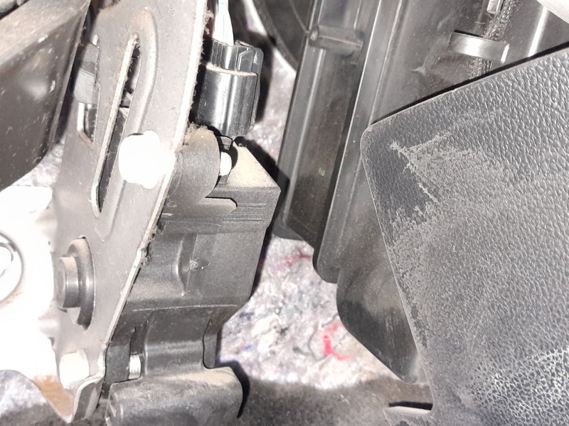Recambio de potenciometro pedal para renault megane iv hatchback (b9a/m/n_) 1.5 dci 110 (b9a3) referencia OEM IAM 180023067R  