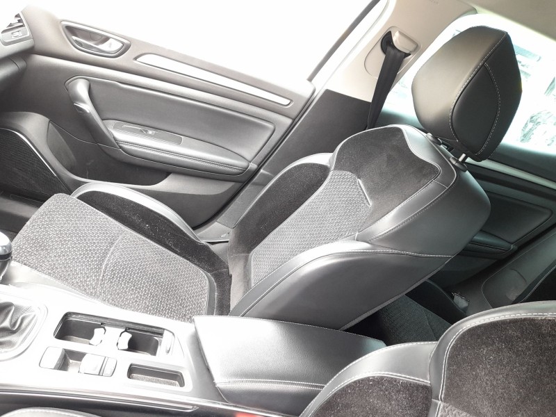 Recambio de asiento delantero derecho para renault megane iv hatchback (b9a/m/n_) 1.5 dci 110 (b9a3) referencia OEM IAM  C/AIRBA