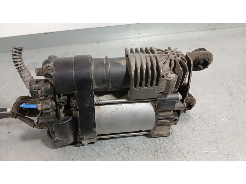 Recambio de compresor suspension neumatica para porsche macan (95b) 3.0 s diesel referencia OEM IAM   